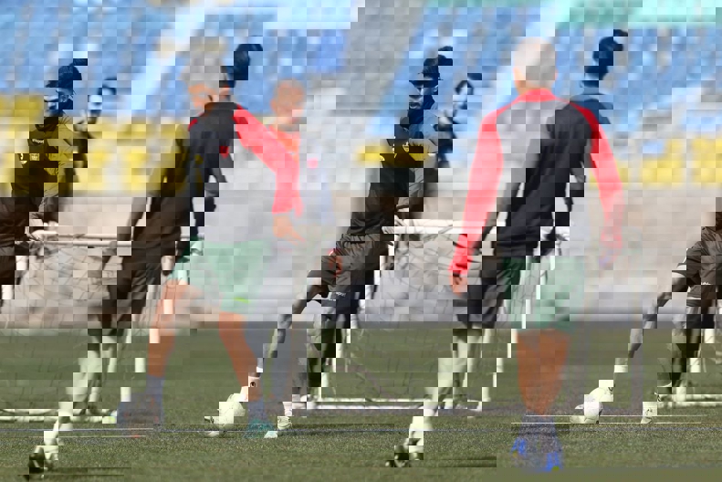 1806033