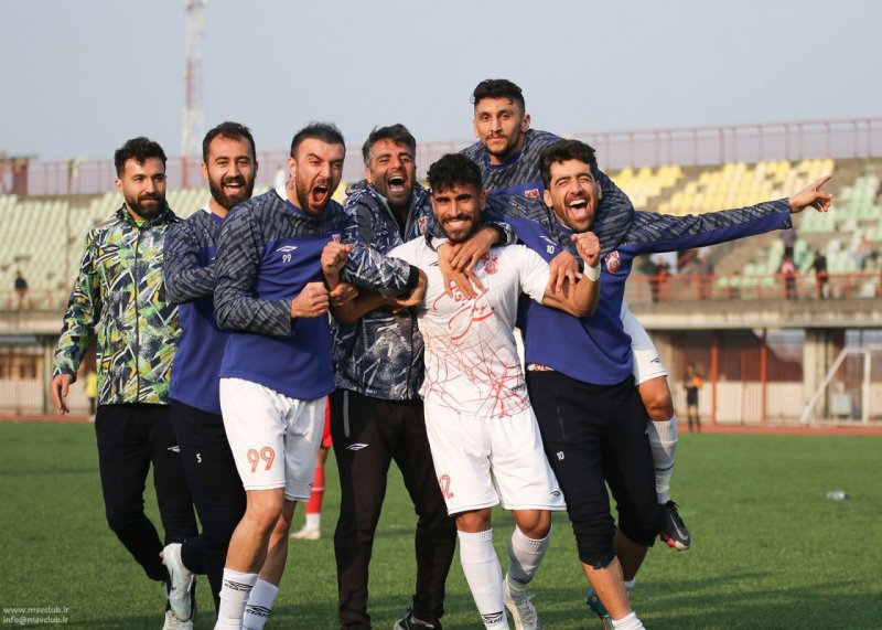 لیگ 2، مس بالاخره به صدر رسید