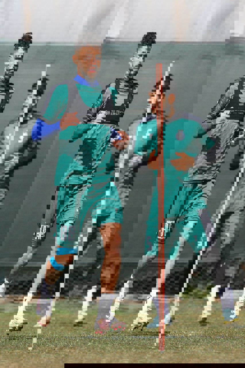 1806437