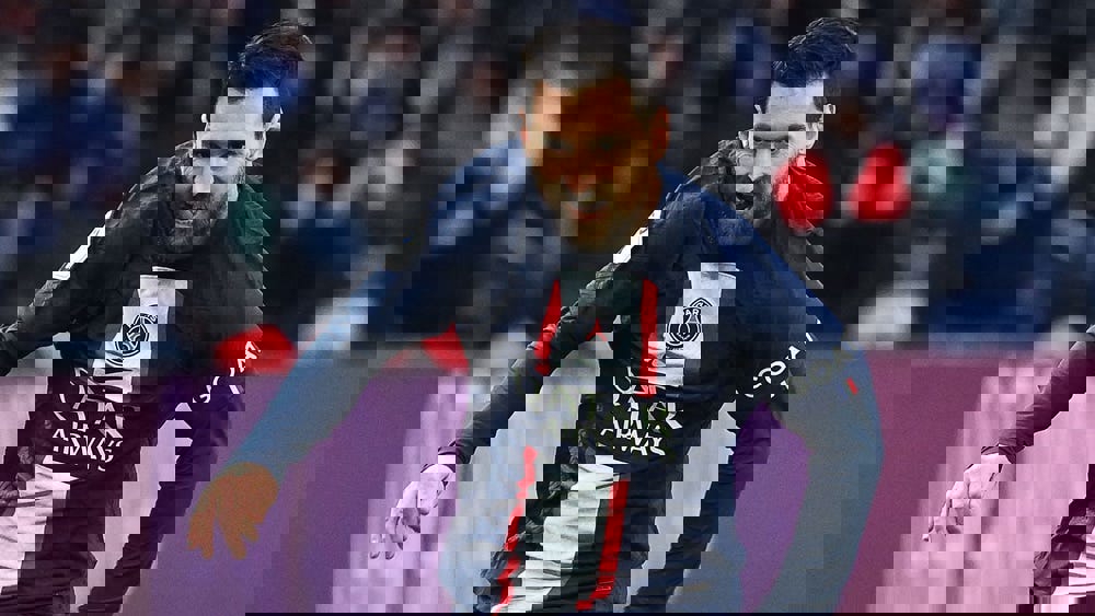 1806565