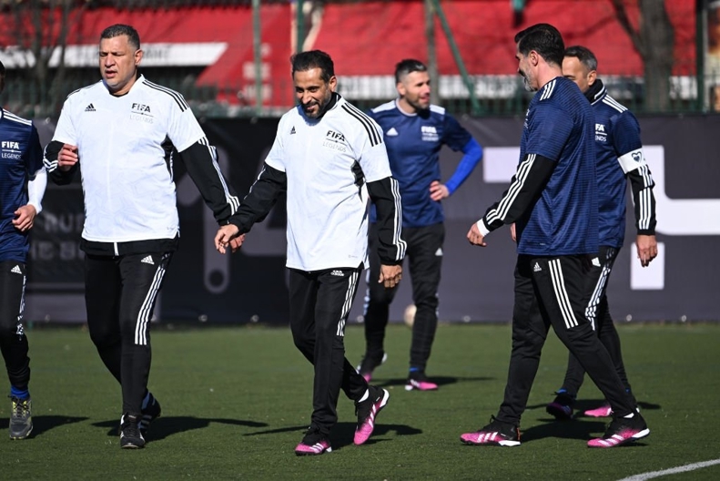 در بازی تیم اسطوره‌های فیفا / یادش نرفته! علی دایی در پاریس هم گل زد 2