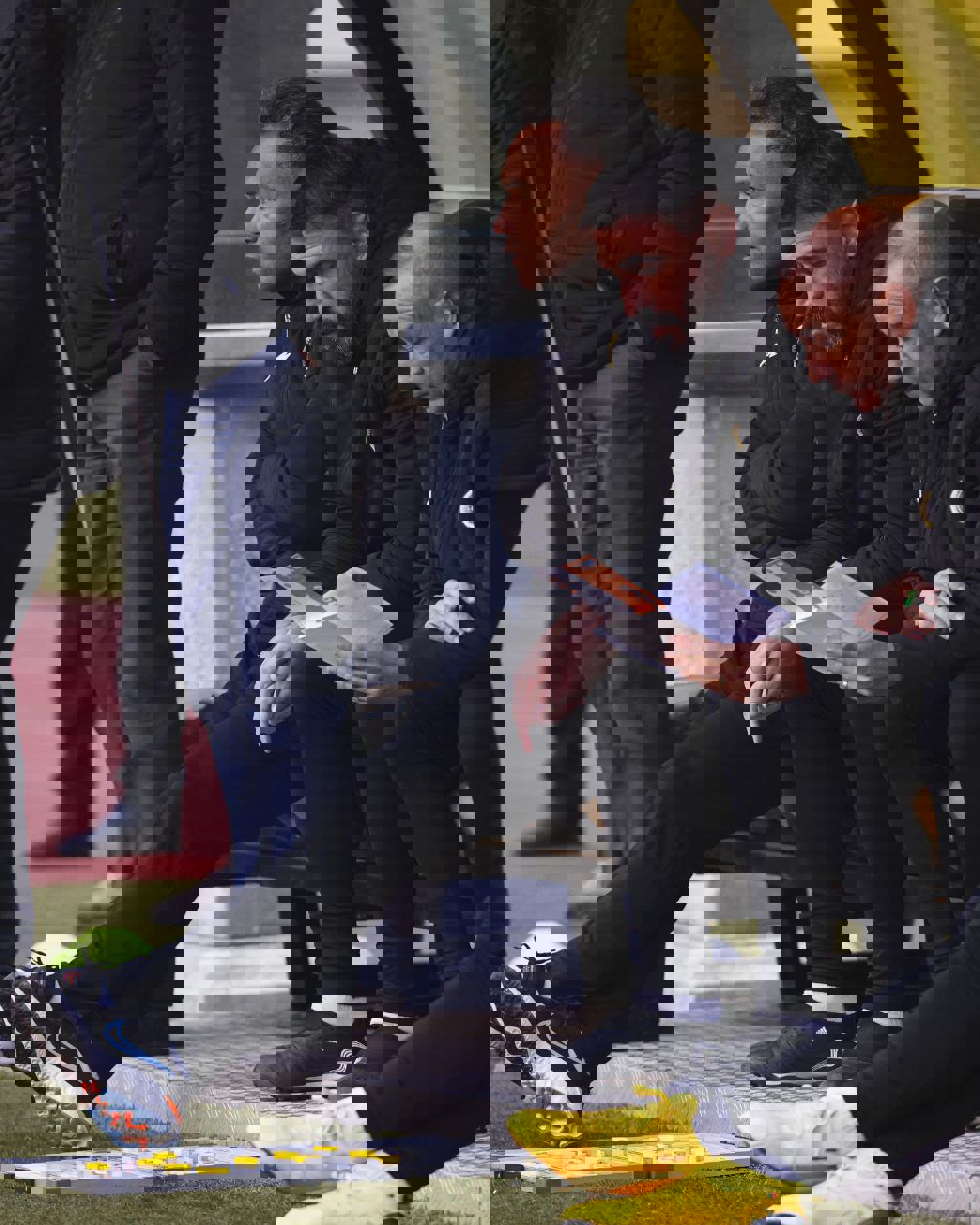 1806589