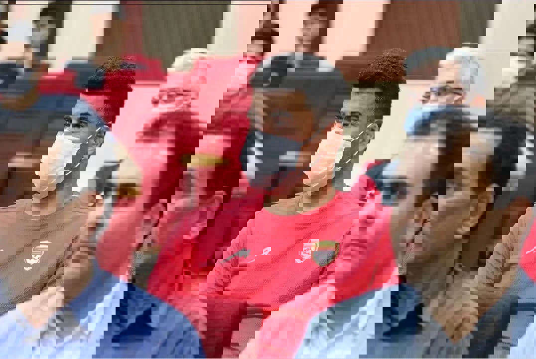 1806987