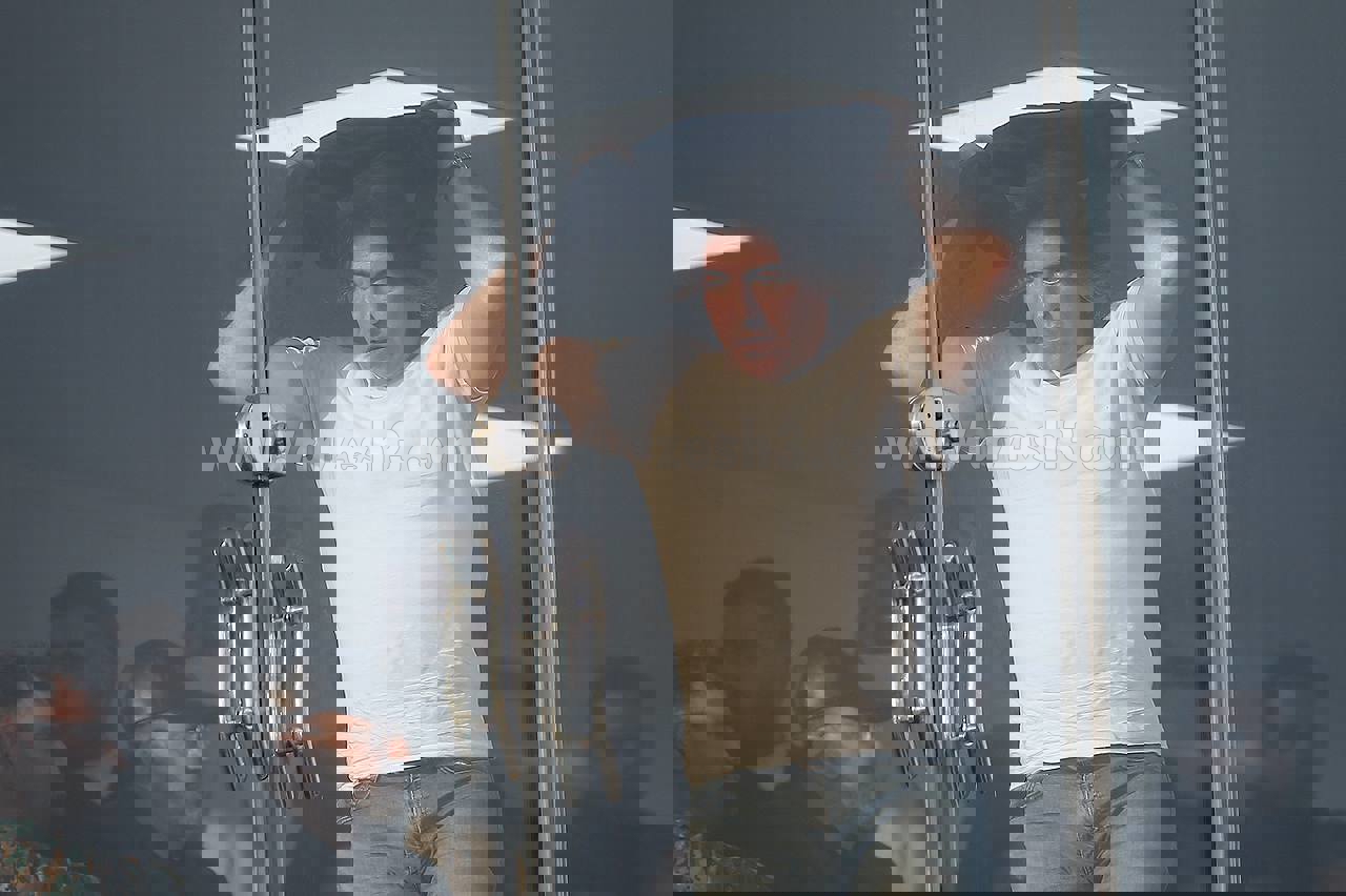 1807018