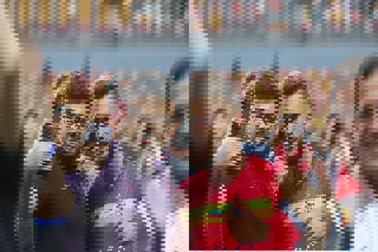 1807400