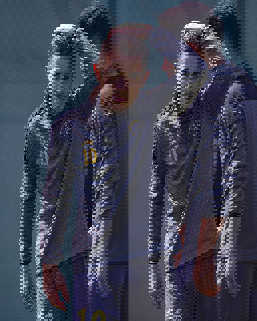 1807585