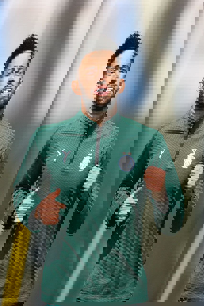 1807557