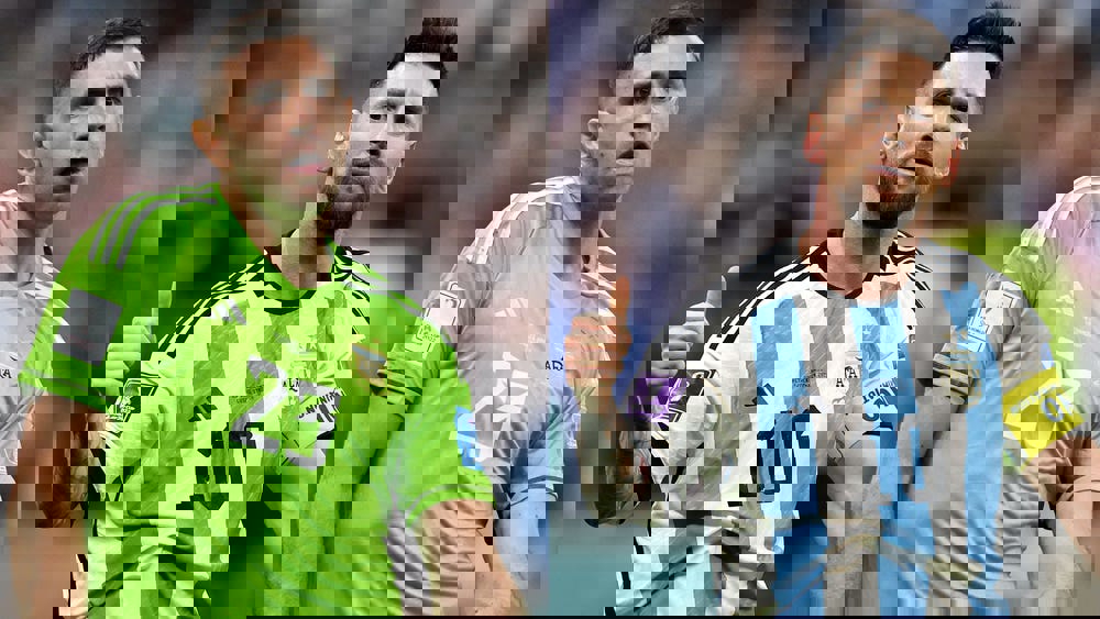 1807618