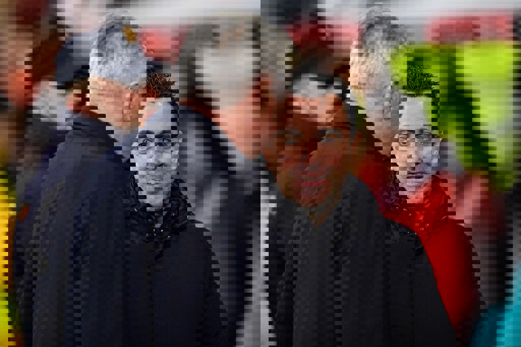 1807812