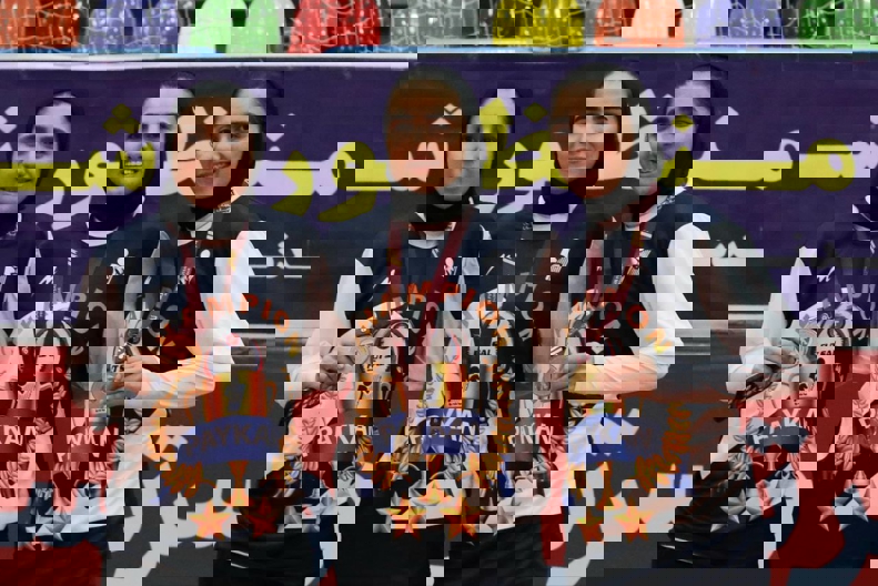 1807838