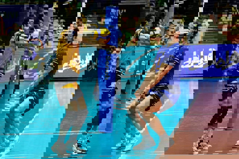 1807944