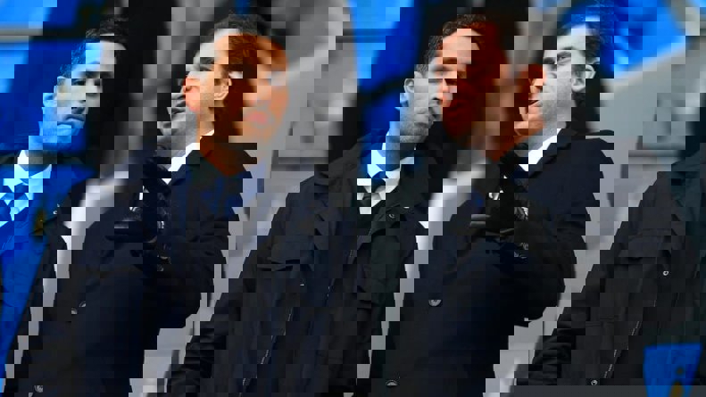 1828152