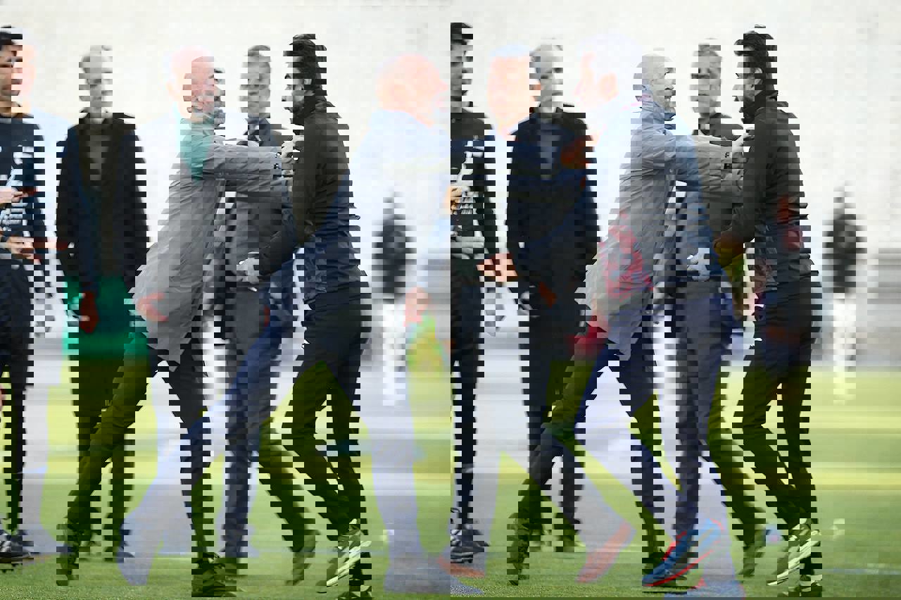 1829081