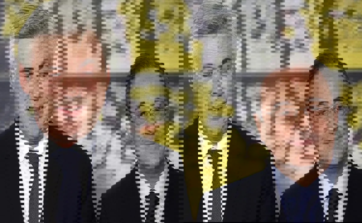1829022