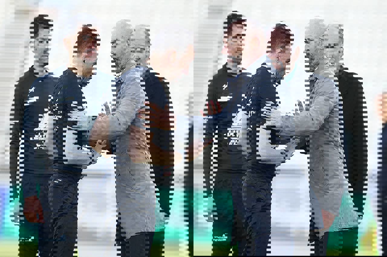 1829085