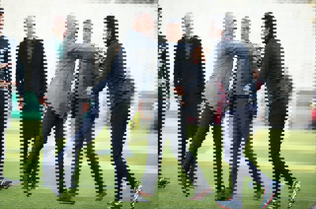 1829082