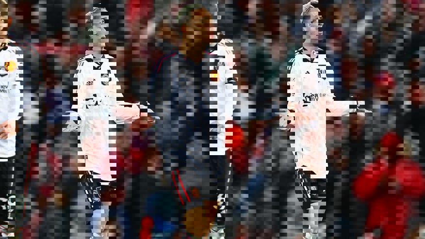 1829183