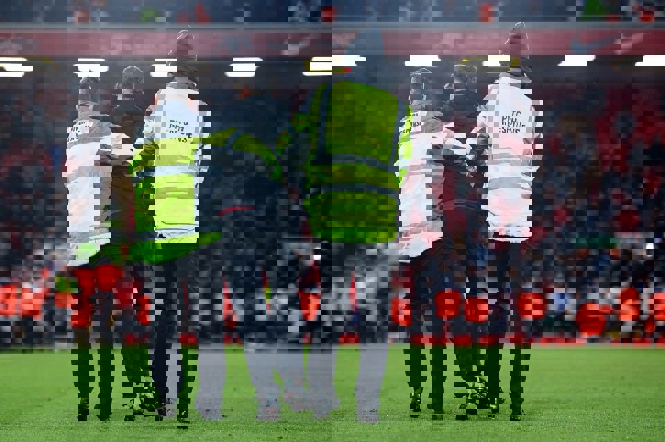 1829390