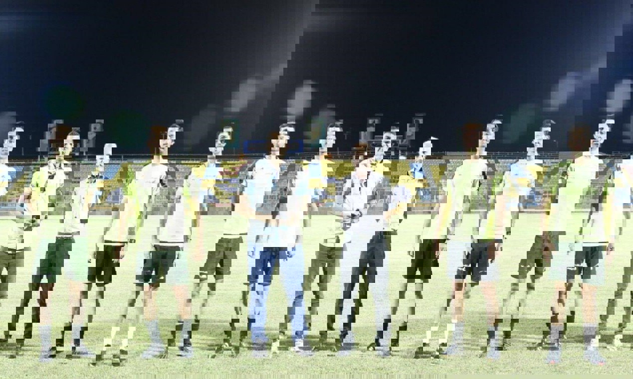 1829589