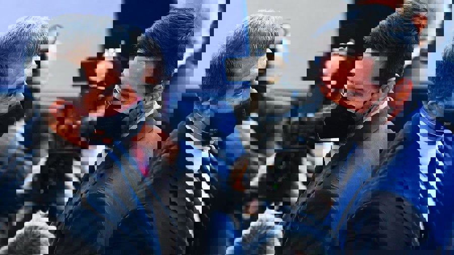 1829726