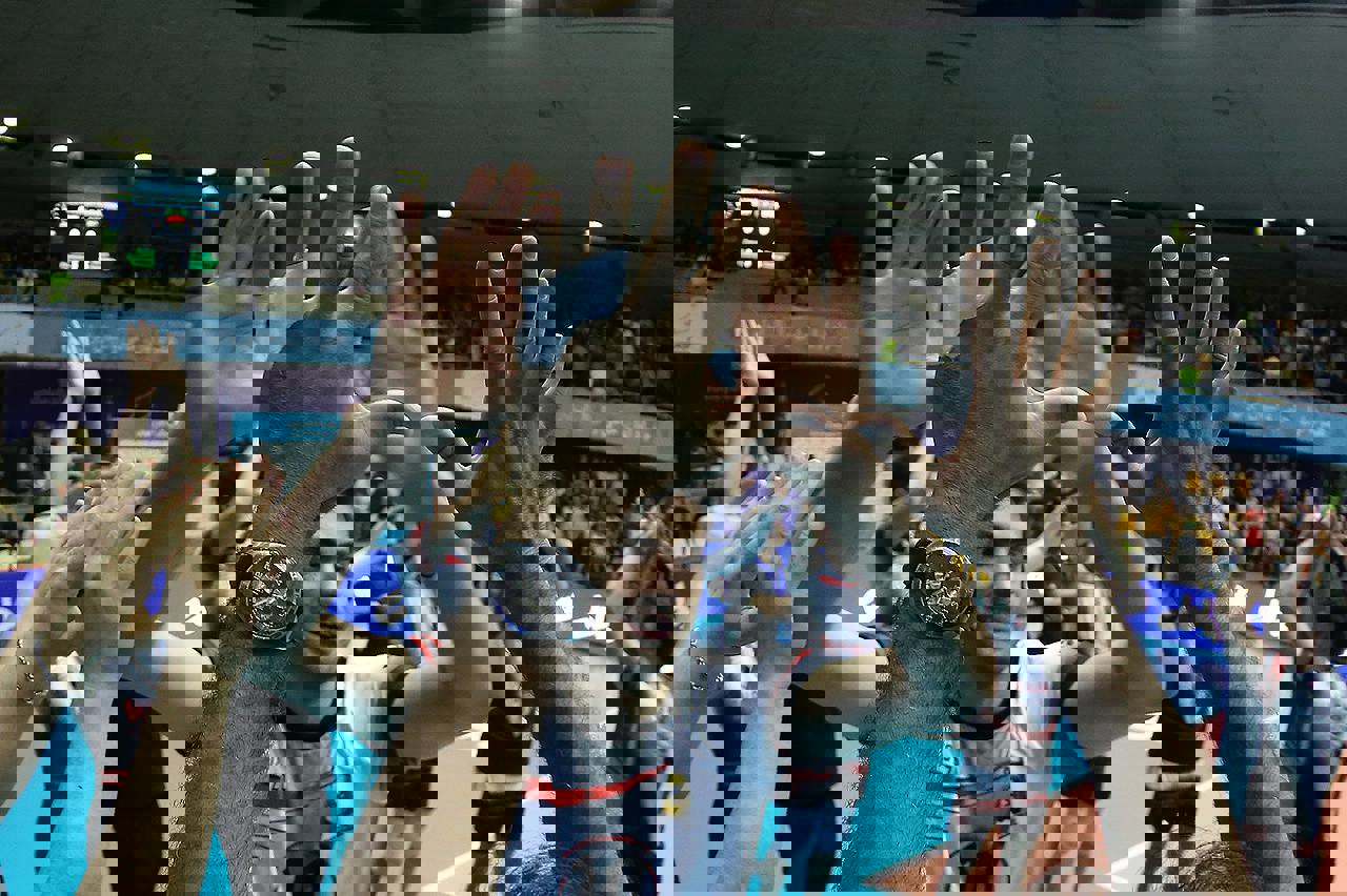 1829750