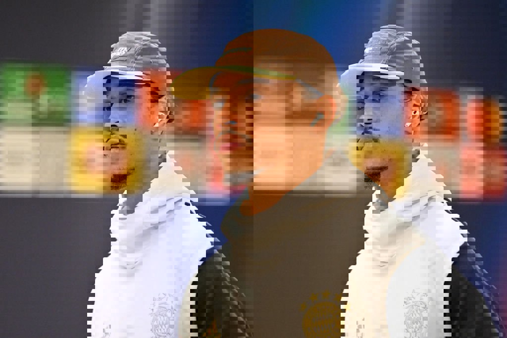 1830123