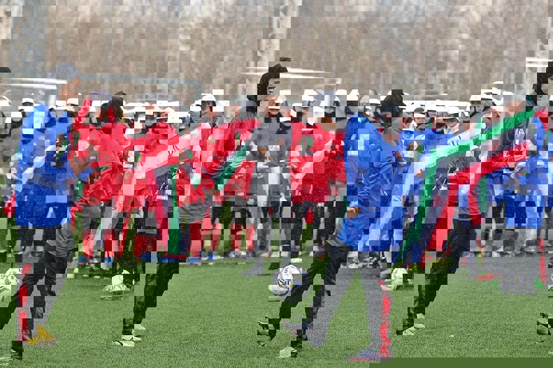1829893