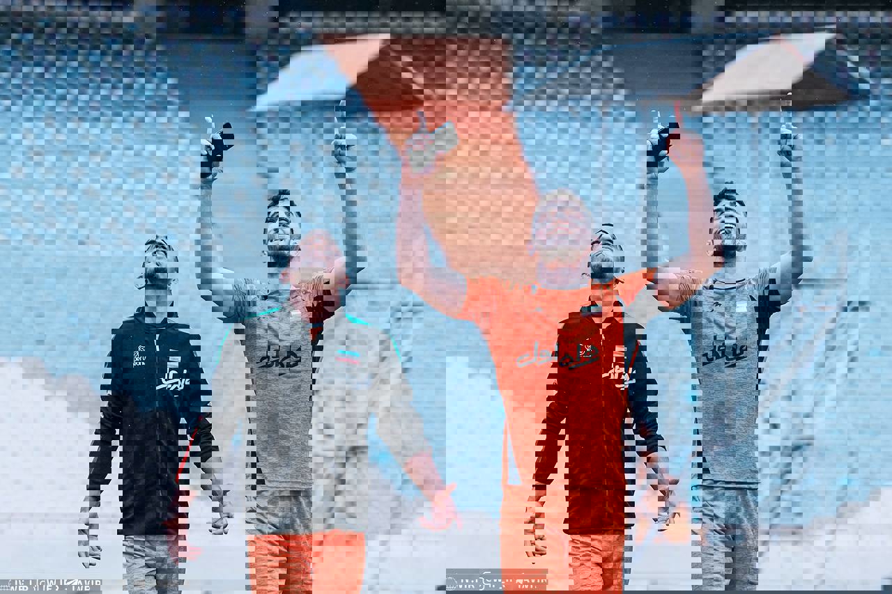 1830297