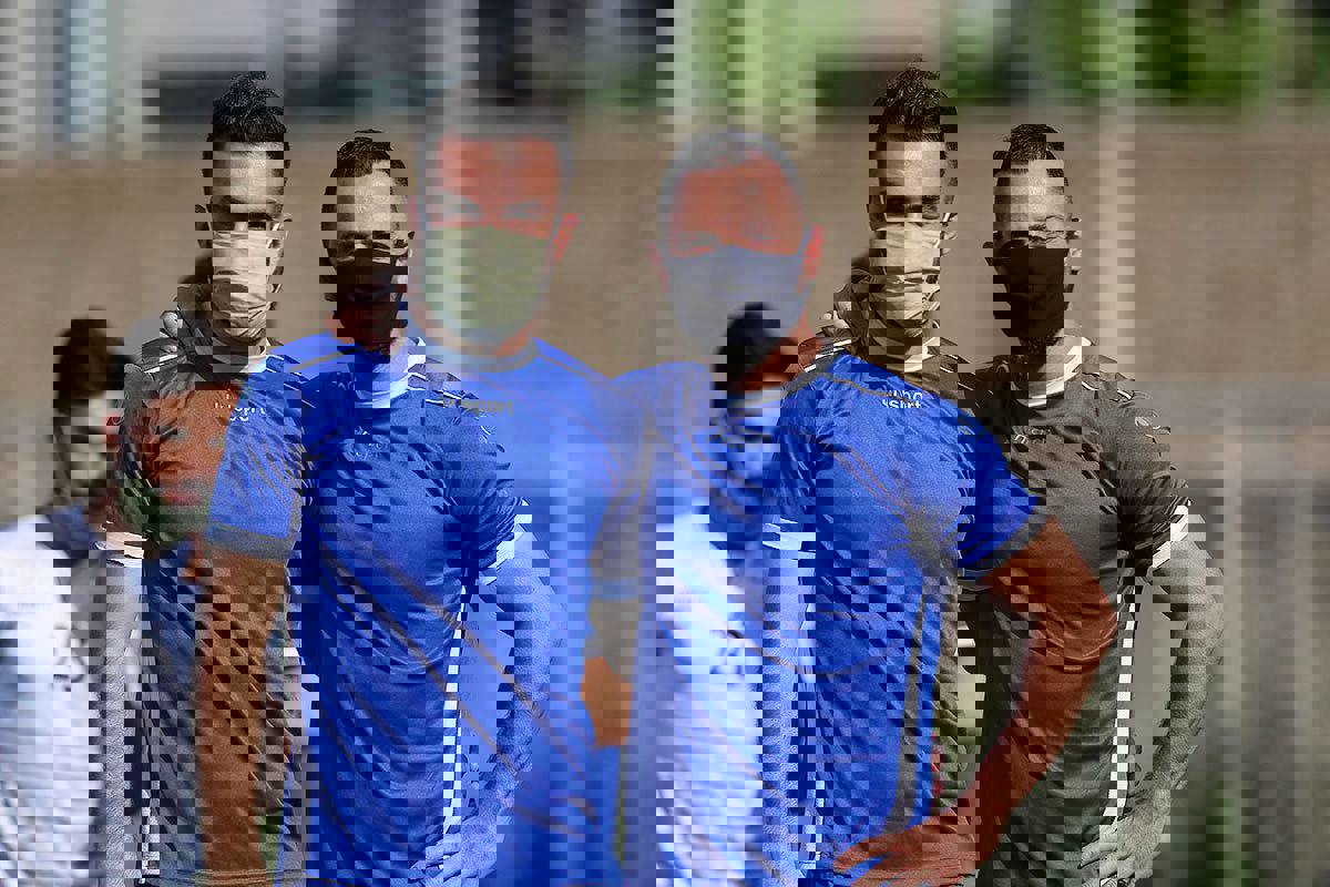 1830607