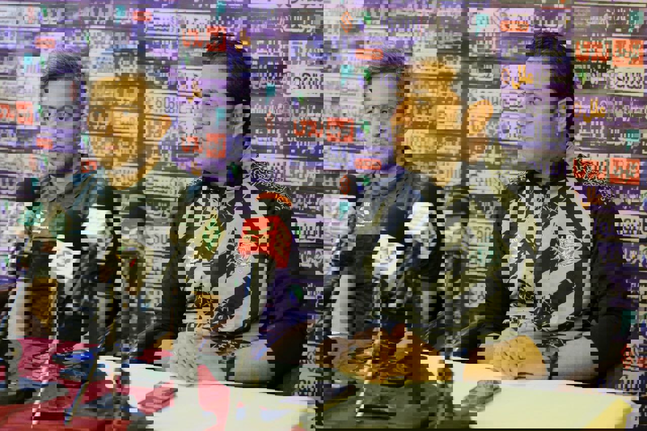 1831090
