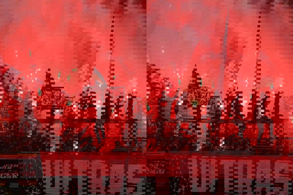 1831313