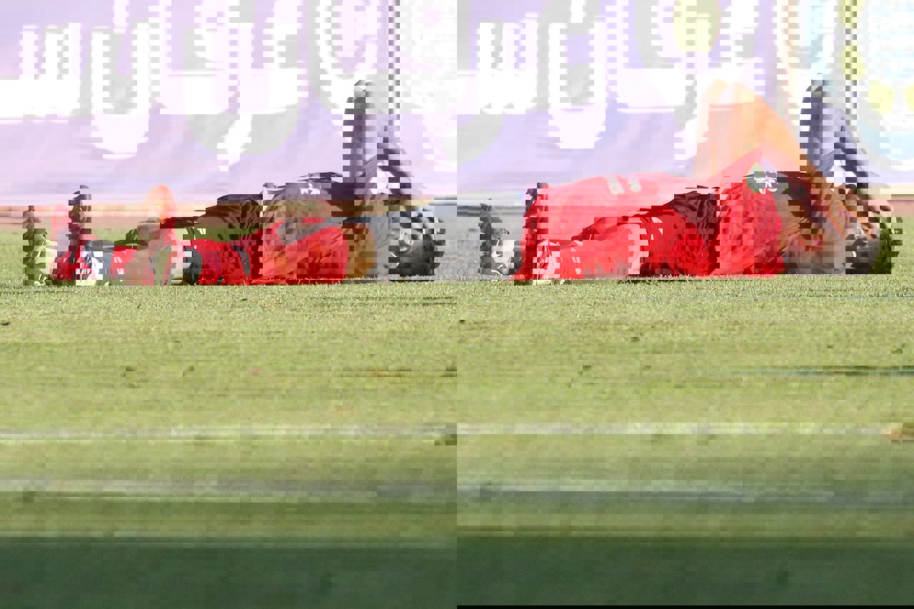 1831258