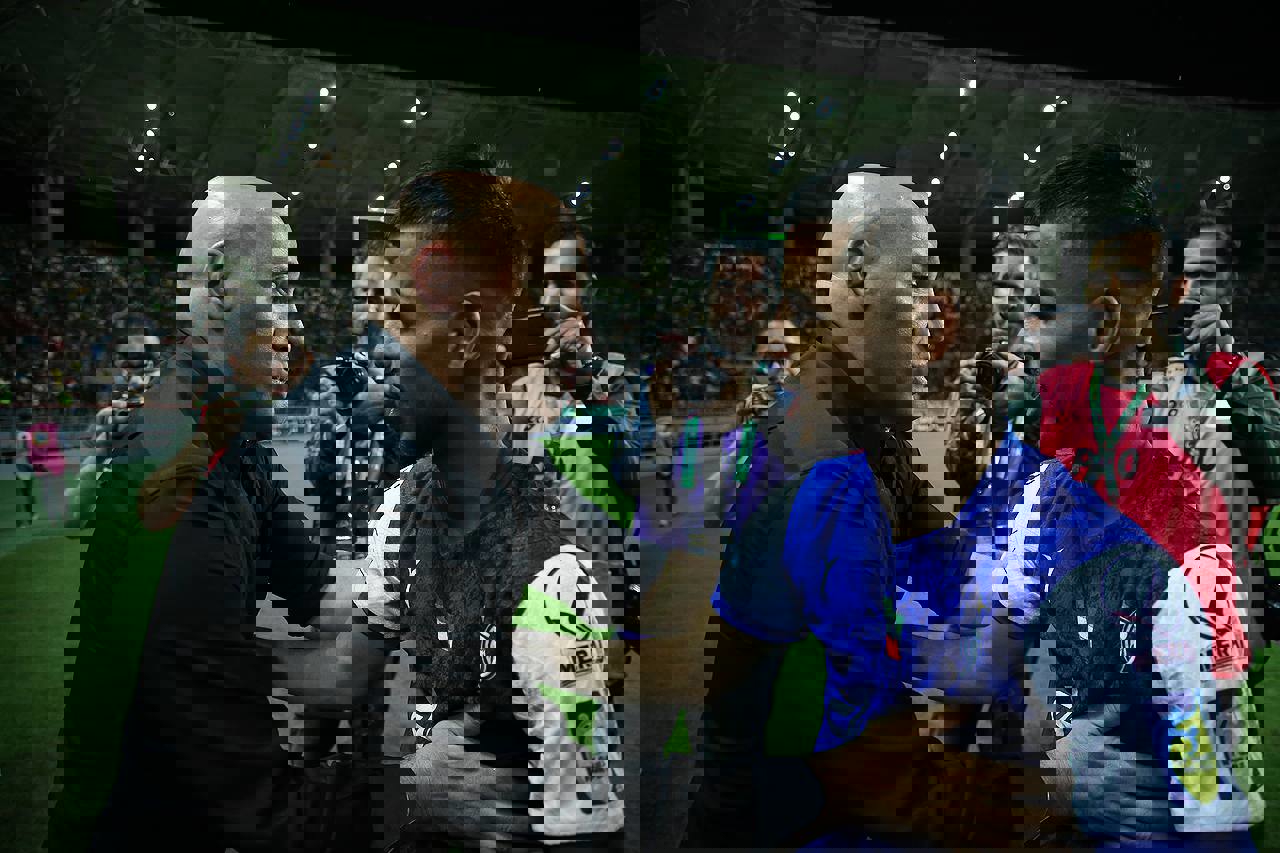 1831653
