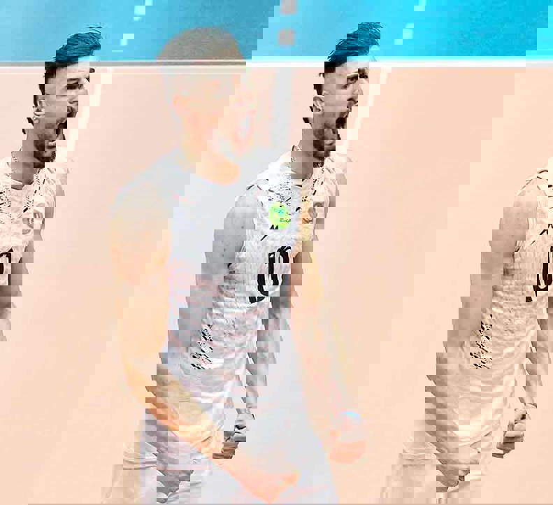1831340