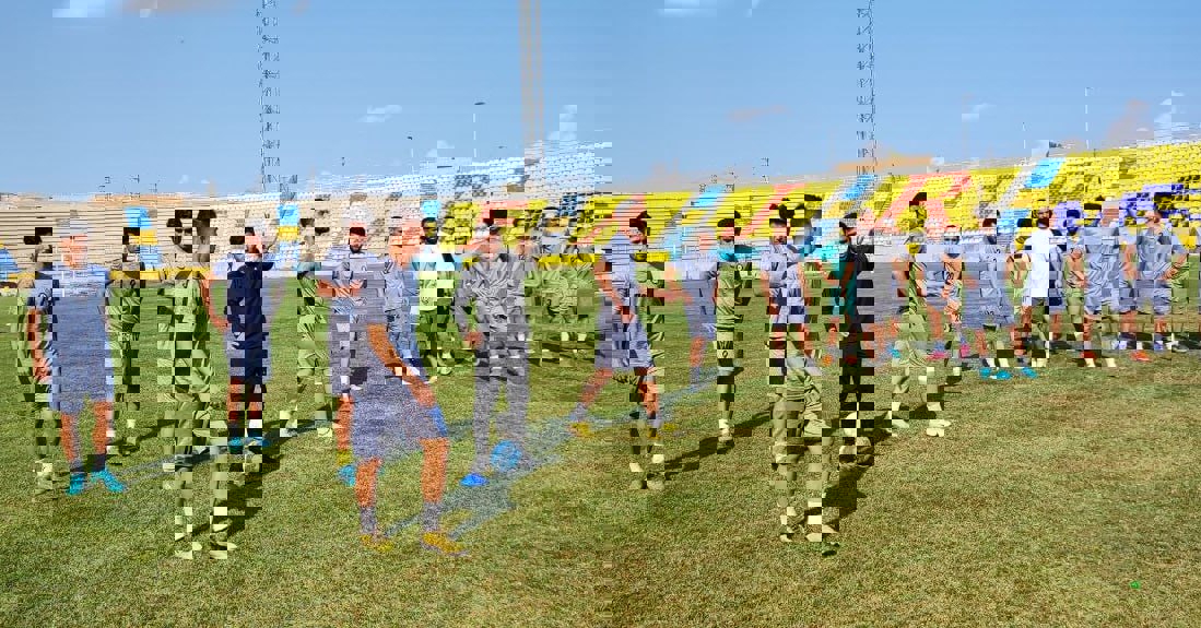 1832272