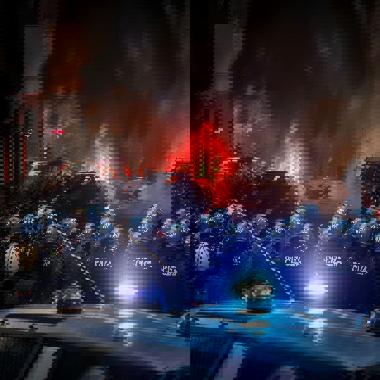 1832610