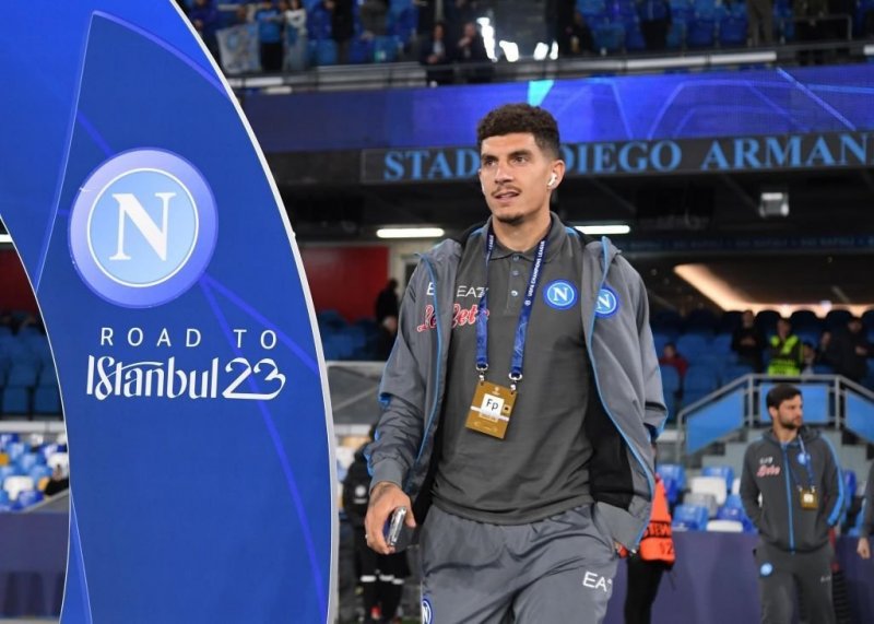 ناپولی با این یازده نفر علیه شگفتی‌سازی فرانکفورت