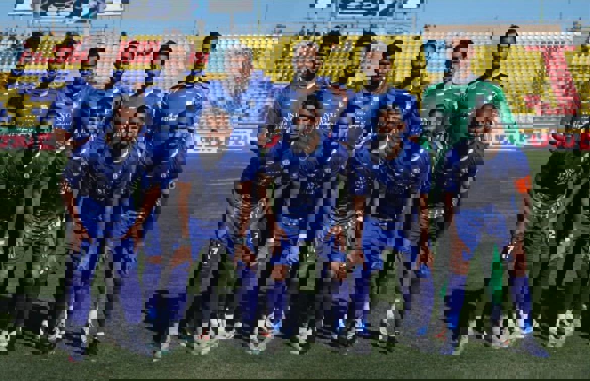 1833170