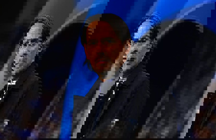 1833243