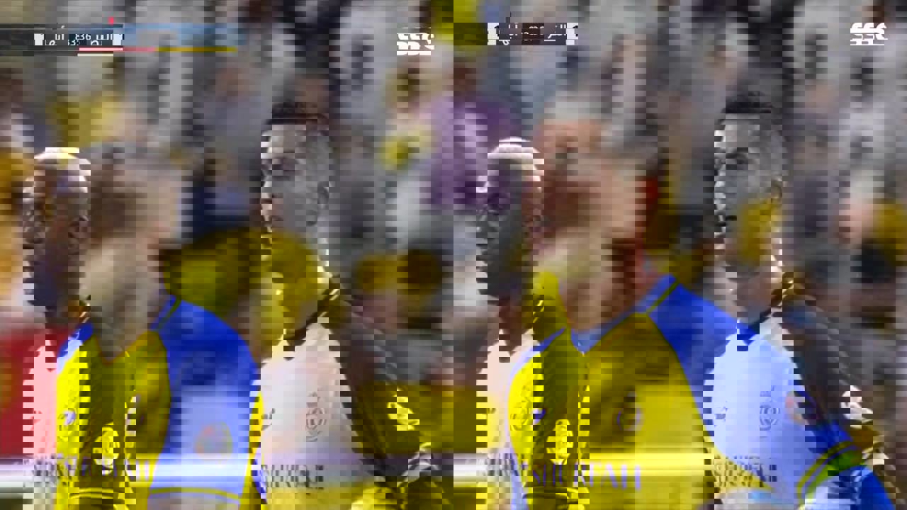 1833582