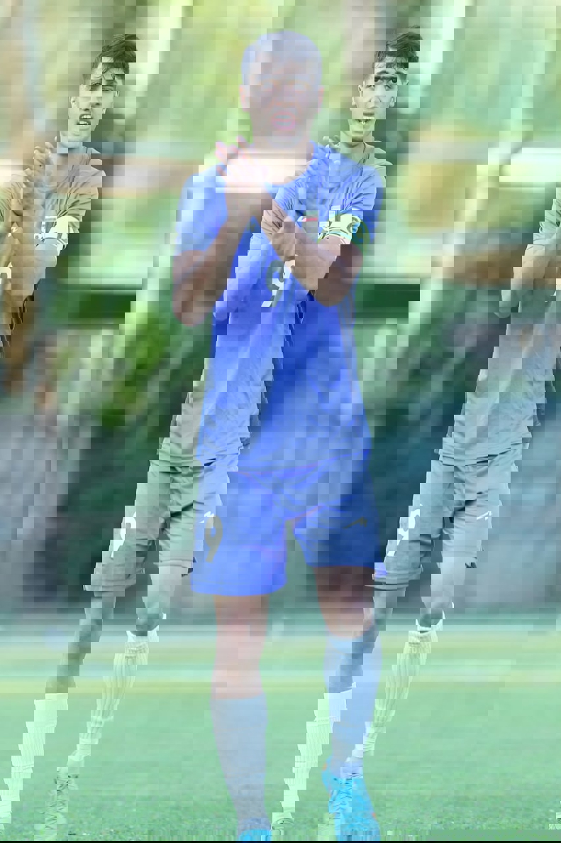 1833432