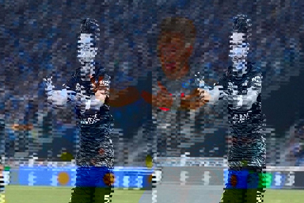 1833439