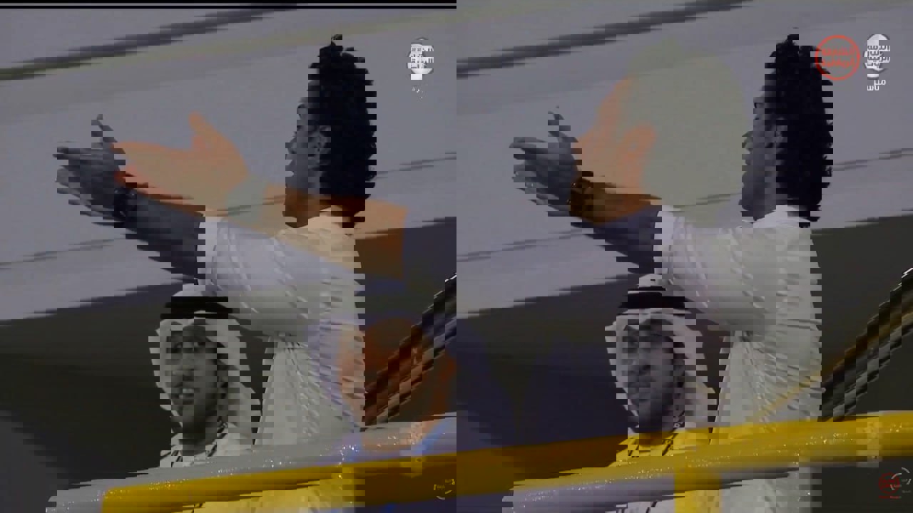 1833506