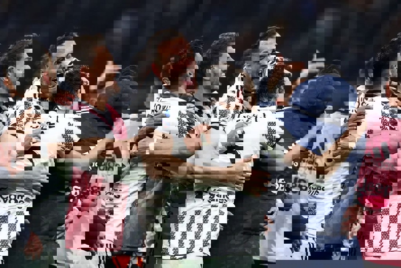 1834084