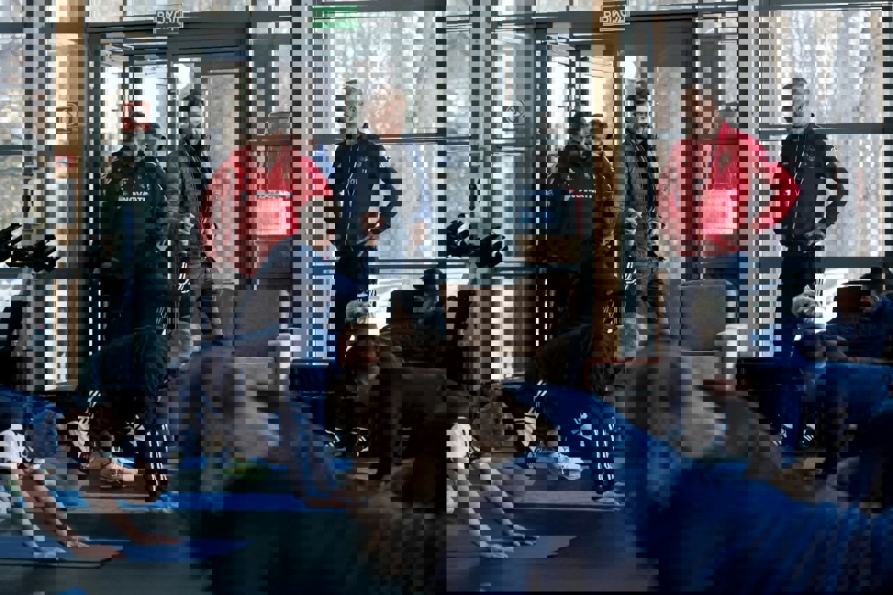 1834284