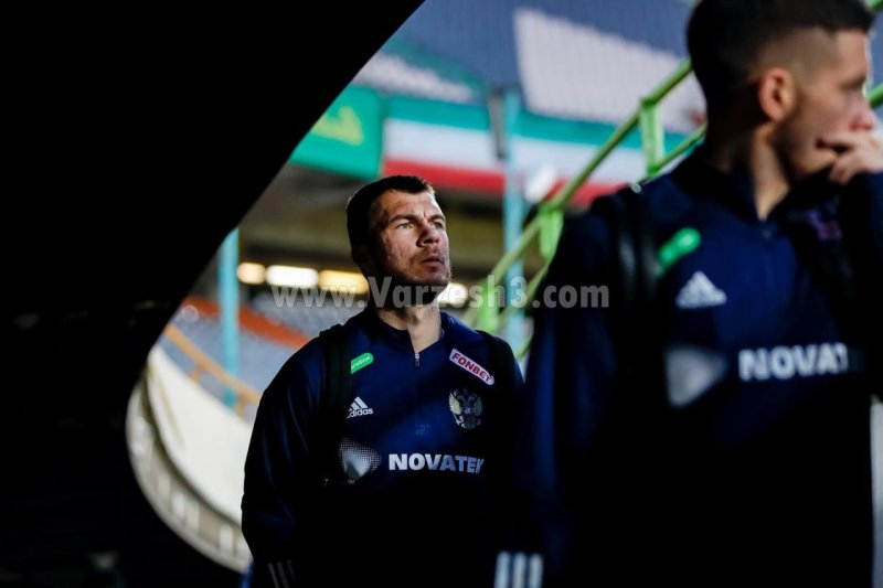 روس‌ها زیر و روی ورزشگاه آزادی را درآوردند (عکس)