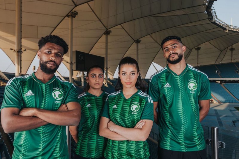 رونمایی آدیداس از کیت جدید تیم ملی عربستان
