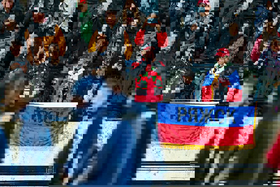 1834702