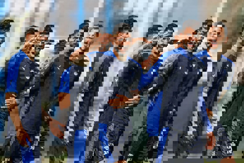 1834752