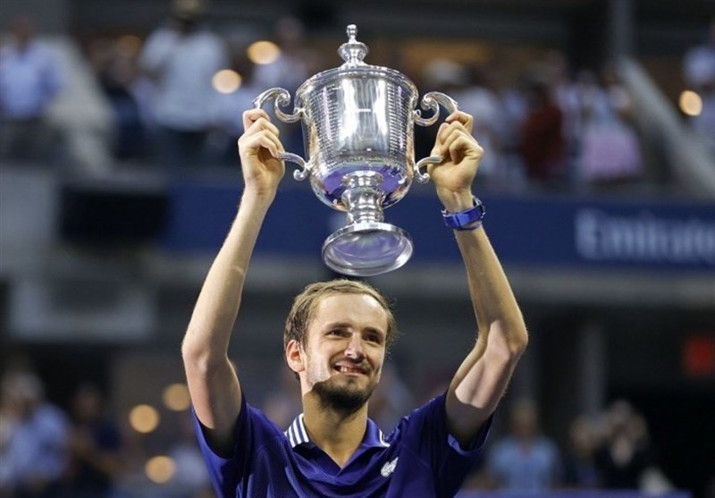 ثبت رکورد جدید برای مدودف